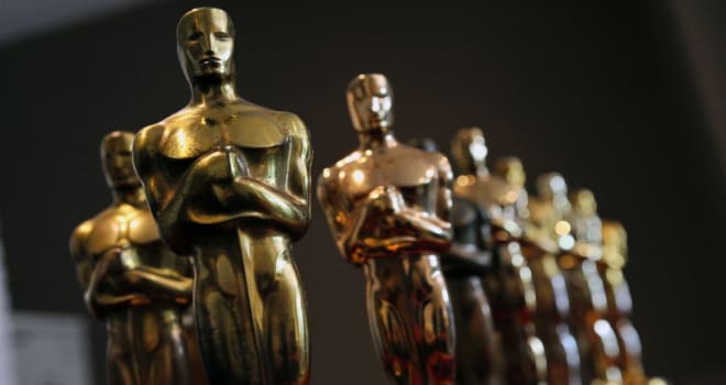 What are some interesting facts about Oscar statues?